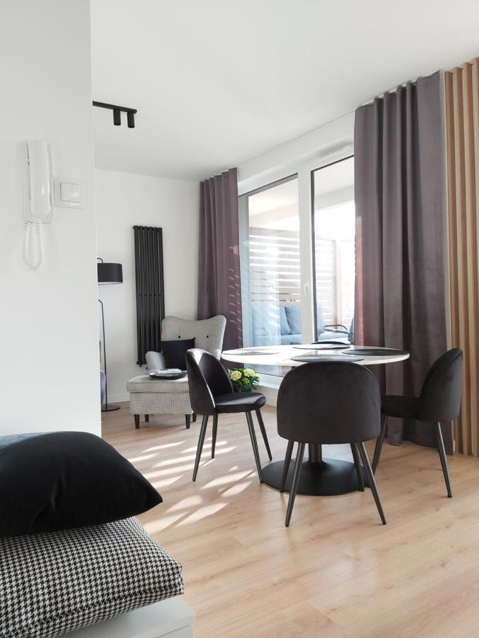 Apartament 150 Zaspa Vvita Z Prywatnym Ogrodem I Tarasem Gdansk Exterior photo