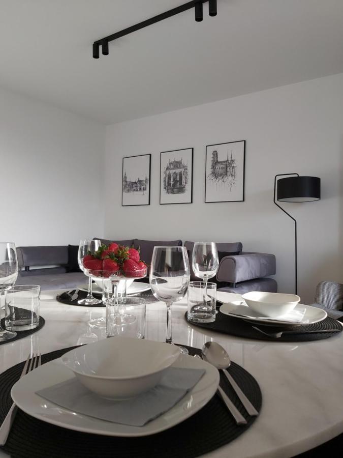 Apartament 150 Zaspa Vvita Z Prywatnym Ogrodem I Tarasem Gdansk Exterior photo