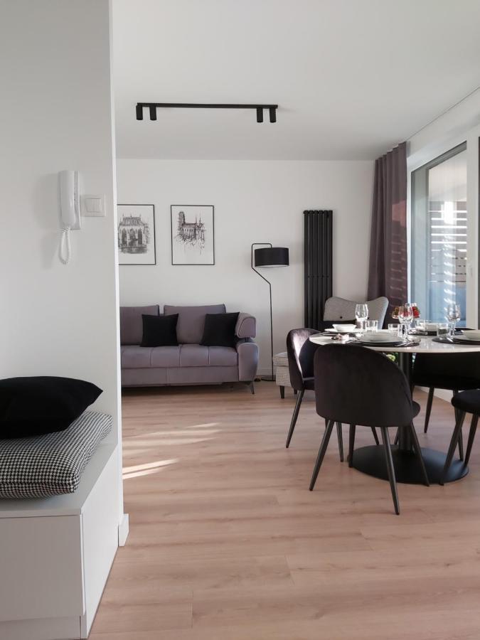 Apartament 150 Zaspa Vvita Z Prywatnym Ogrodem I Tarasem Gdansk Exterior photo